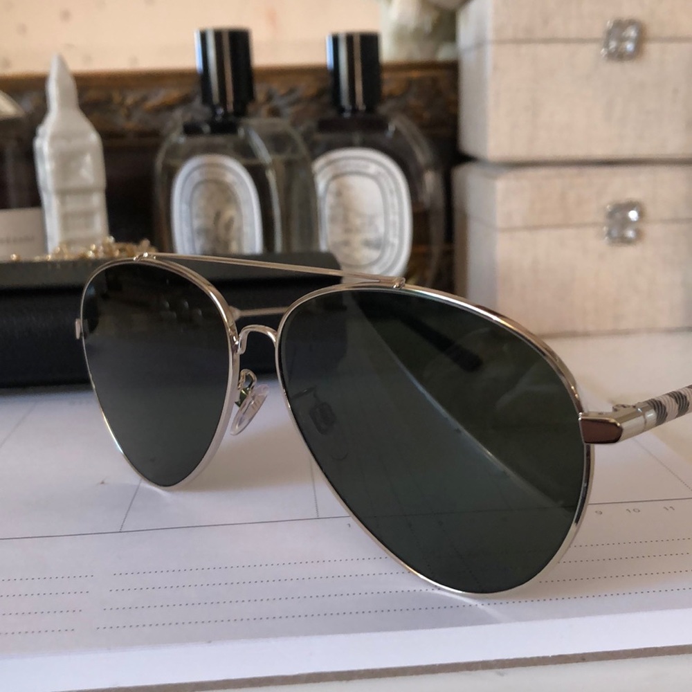 Burberry aviators! - Picture 6 of 7